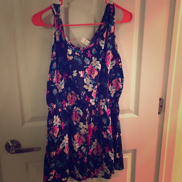 Romper - Picture 1 of 1